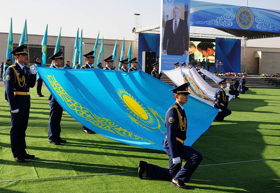16 декабря 2018 день. 16 Декабря день независимости. 16 Декабря Казахстан. Независимость Казахстана. День независимости Республики Казахстан.